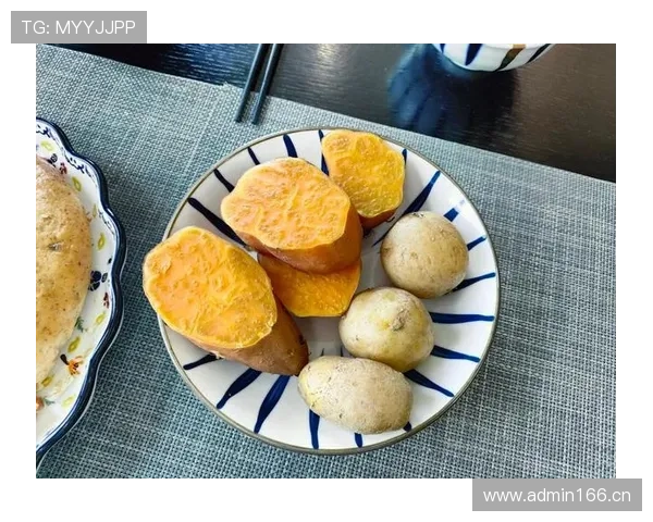 刷到廖秋云的生活照，早餐桌比我月薪还精致，谁来教教我